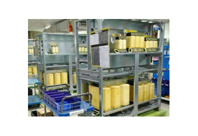 Charging and discharging reactors